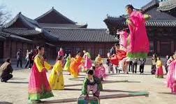 Phong tục đón tết Nguyên Đán độc đáo của các quốc gia trên thế giới